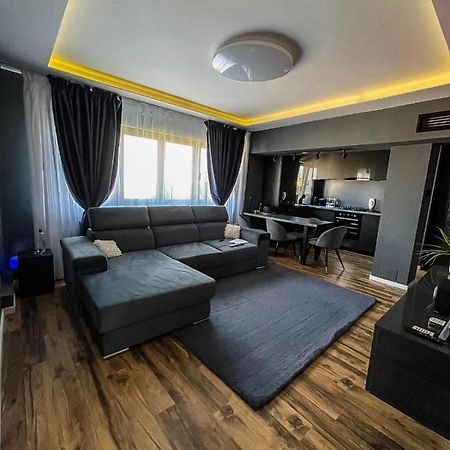 Апартаменты Relax House Крайова Экстерьер фото